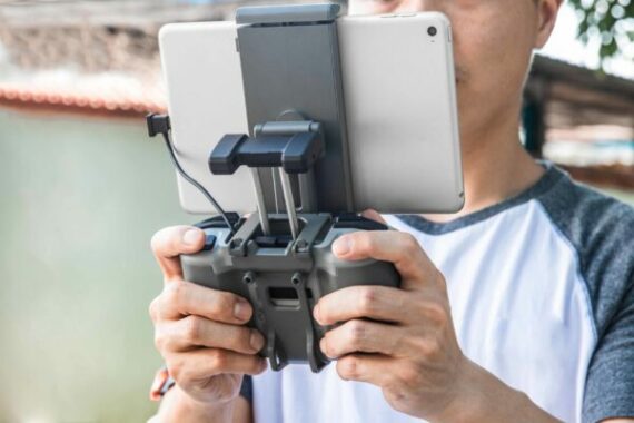 mavic_air_2_supporto_tablet-5-scaled-1-600x400